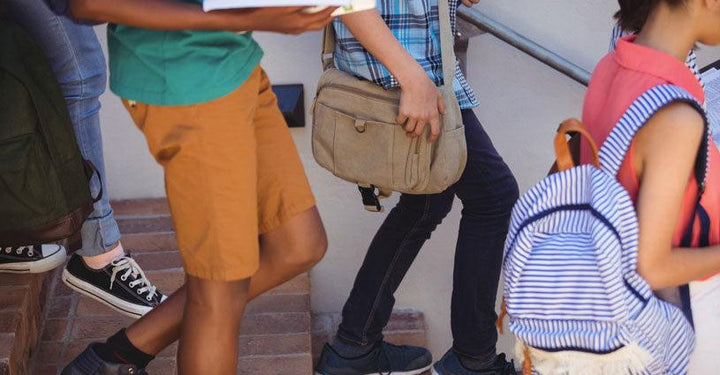 Conseils pour choisir entre sac à dos scolaire et besace