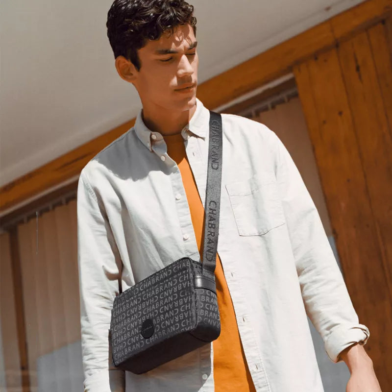 Sacoche-Homme-Chabrand-L-Art-de-la-Maroquinerie-Française-au-Service-de-l-Élégance-Masculine Lucky Bag™