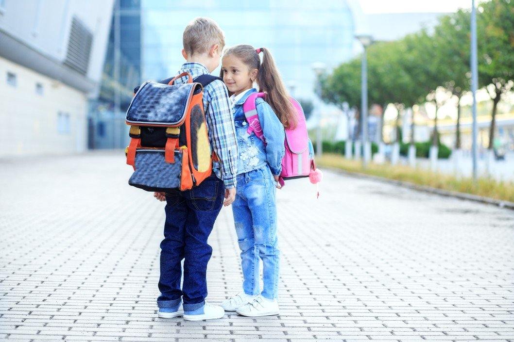 Comment choisir la taille d’un sac à dos pour l’école | Lucky Bag™