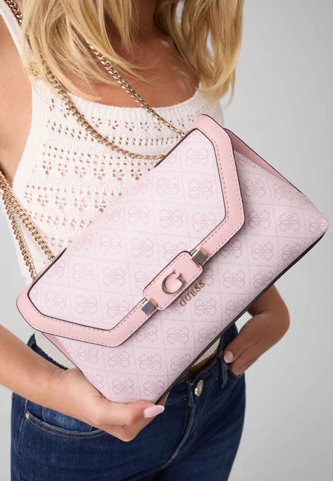 Guess Taška s klopnou Lindsey Orchid Logo