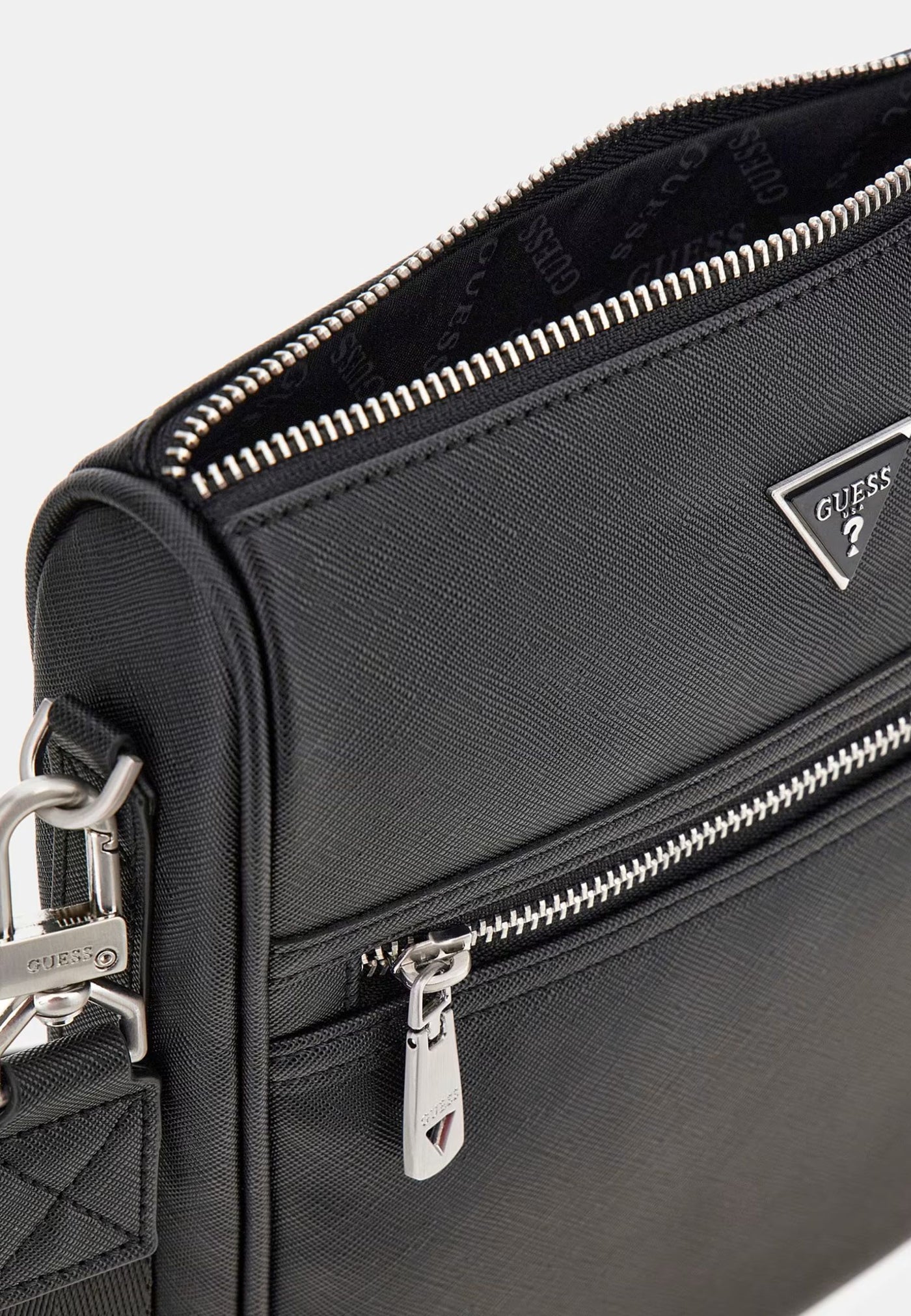 Guess Rugzak Milano Compact Backp Zwart MISAP5417
