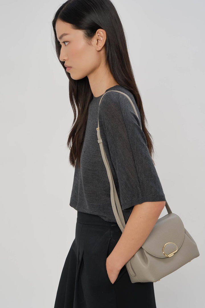 Lancaster Sac trotteur A rabat avec fermoir S Milano Pia 547-130 Mastic