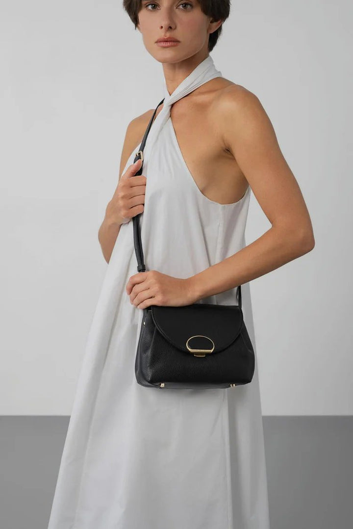 Lancaster Sac trotteur A rabat avec fermoir S Milano Pia 547-130 Noir