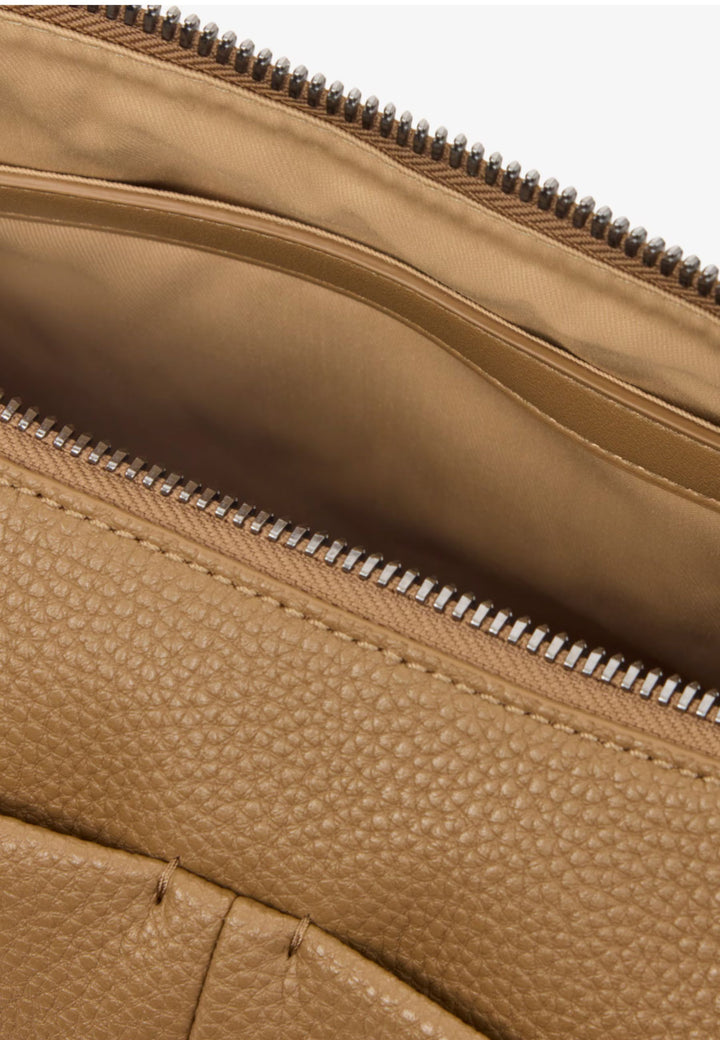 Lacoste Sac à Bandoulière Magnus Marron Cookie Cuir