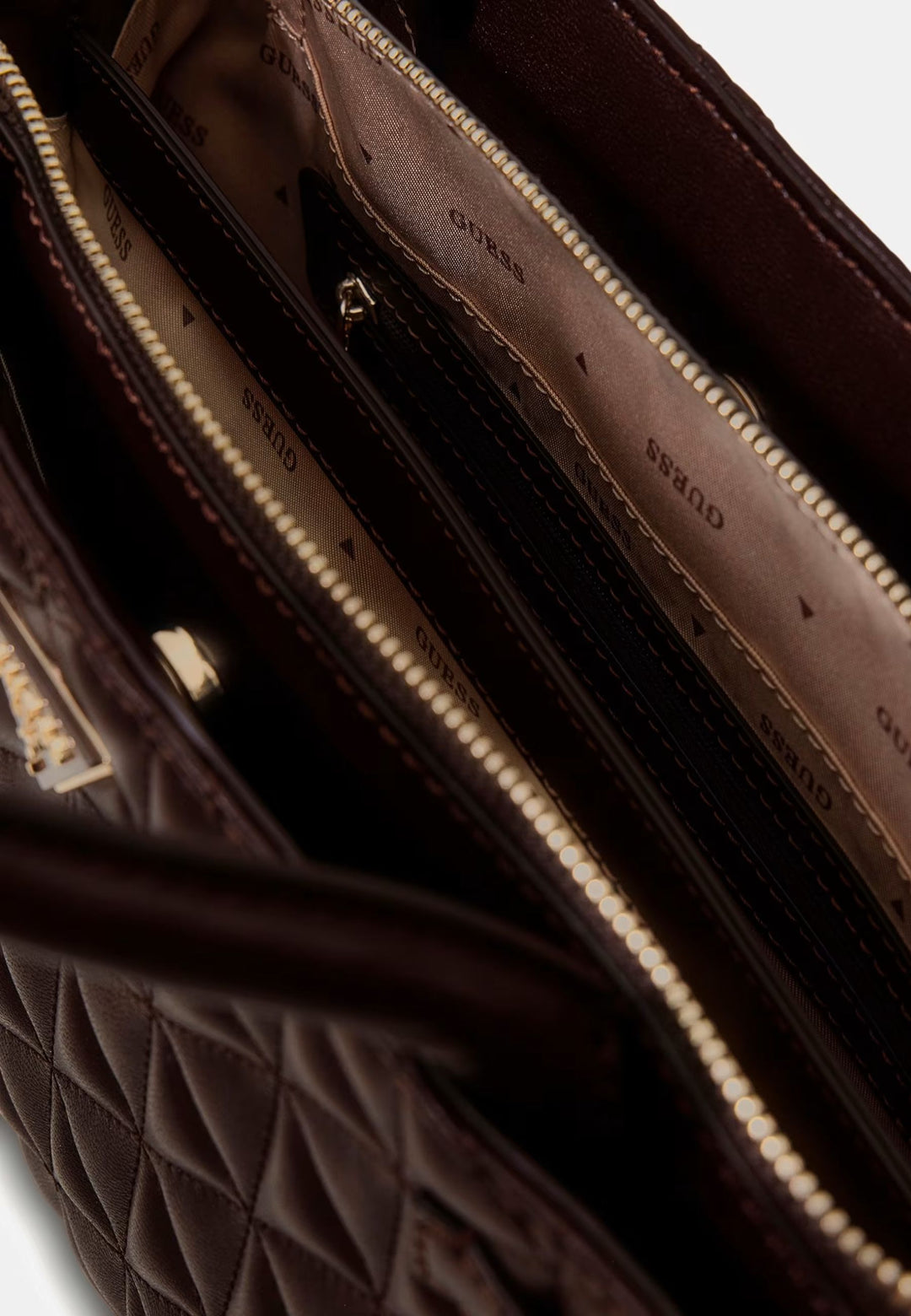 Guess Malas de mão Atabey Hobo Espresso QG988306