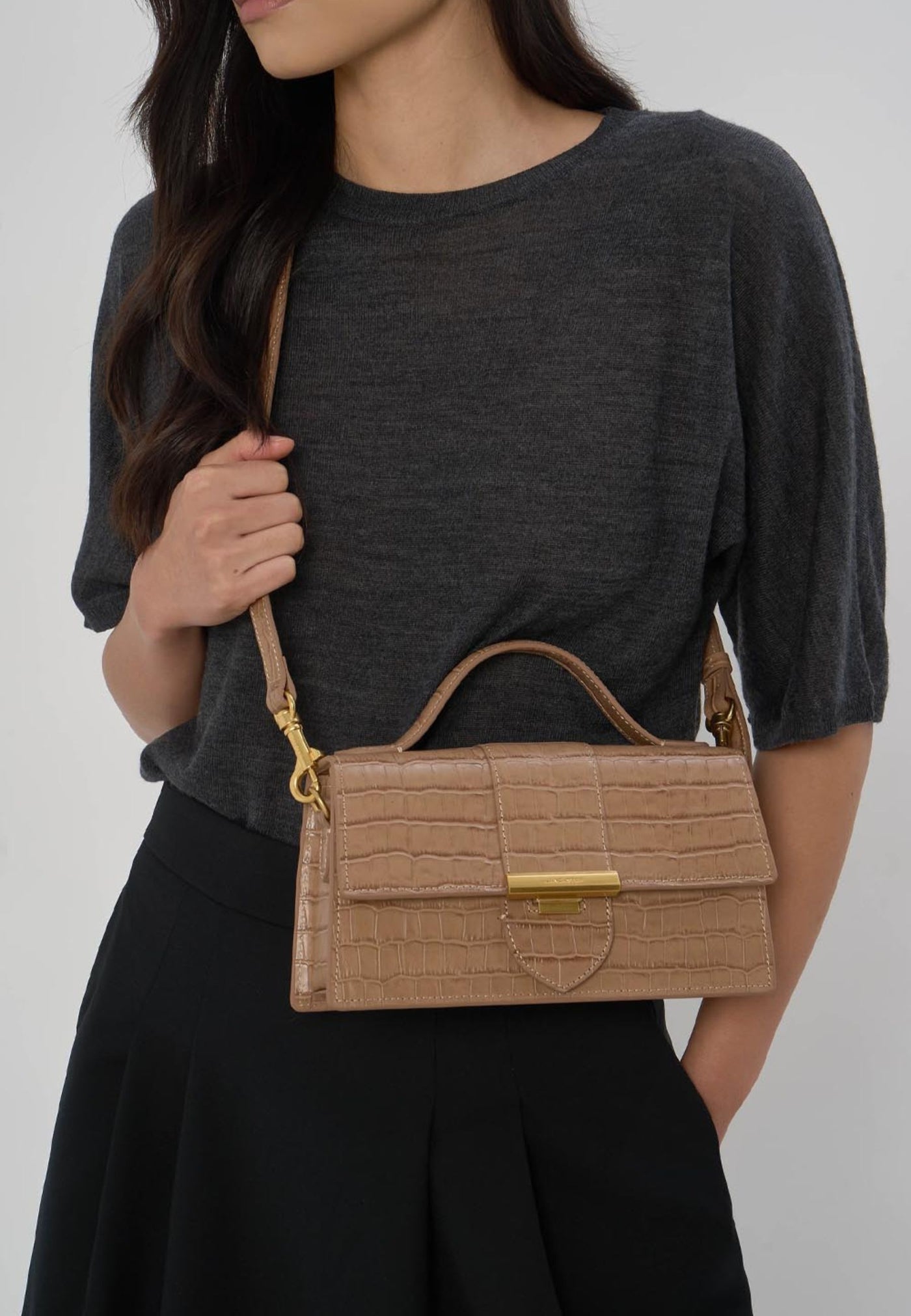 Lancaster Sac à main A rabat avec fermoir M Exo Ily 531-013 Sable