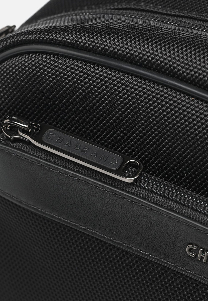 Chabrand Reporter -miesten olkalaukku musta 80704110