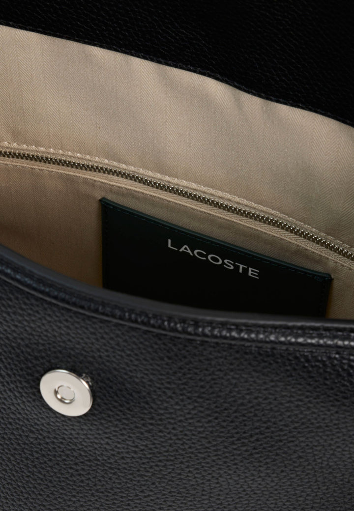Lacoste Torba na ramię Everyday Club z klapką Czarna