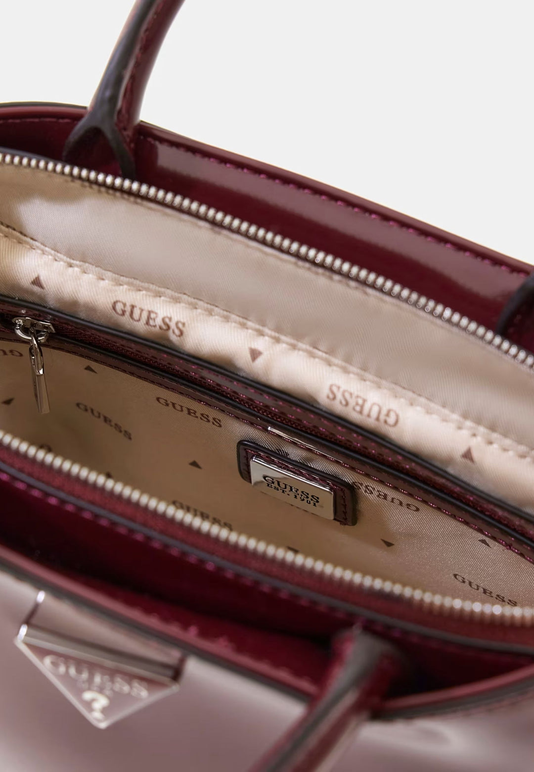 Guess Sacs à main Karnilla Logo Bucket Latte Logo/Brown OS990101