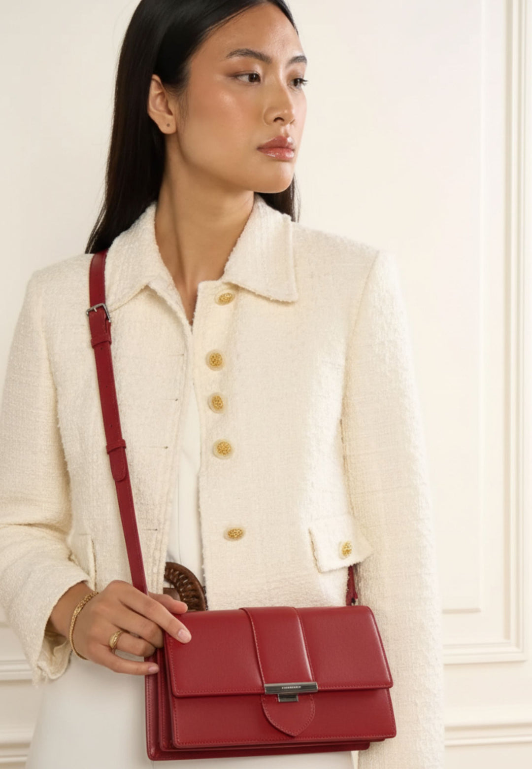 Lancaster Sac trotteur A rabat avec fermoir Paris Ily 531-017 Carmin