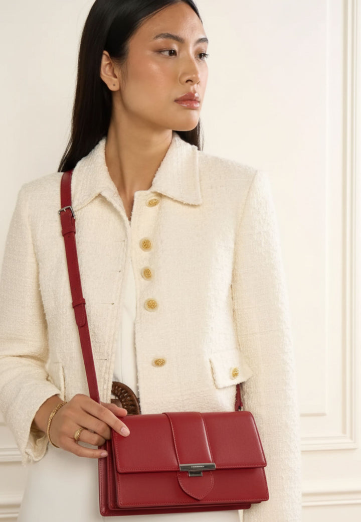 Lancaster Sac trotteur A rabat avec fermoir Paris Ily 531-017 Carmin