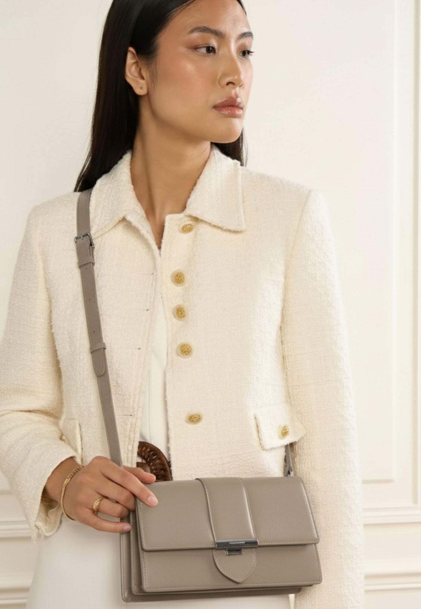 Lancaster Sac trotteur A rabat avec fermoir Paris Ily 531-017 Galet Fonce