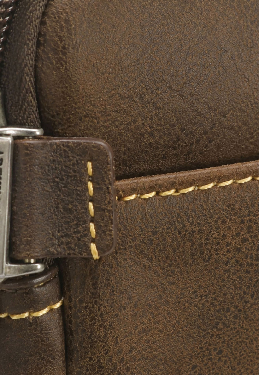 Arthur & Aston Sacoche Homme Chataigne
