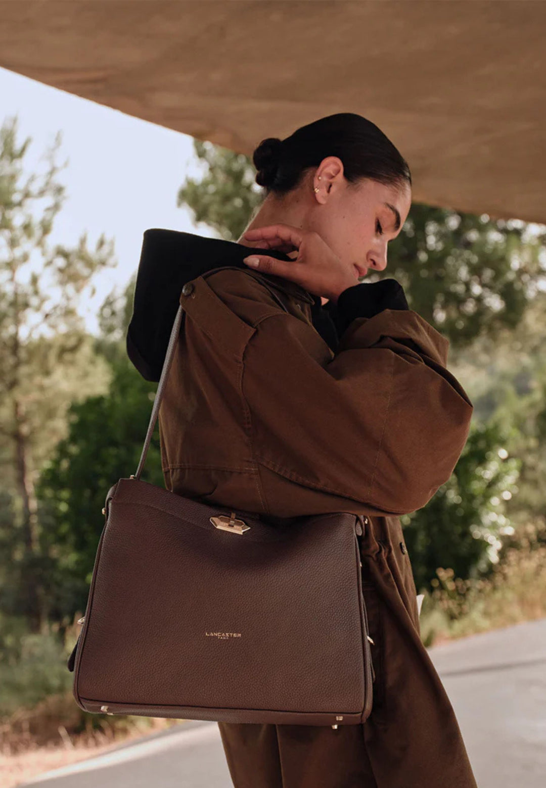 Lancaster Sac hobo Avec fermoir L Mademoiselle ROMY 572-106 Marron