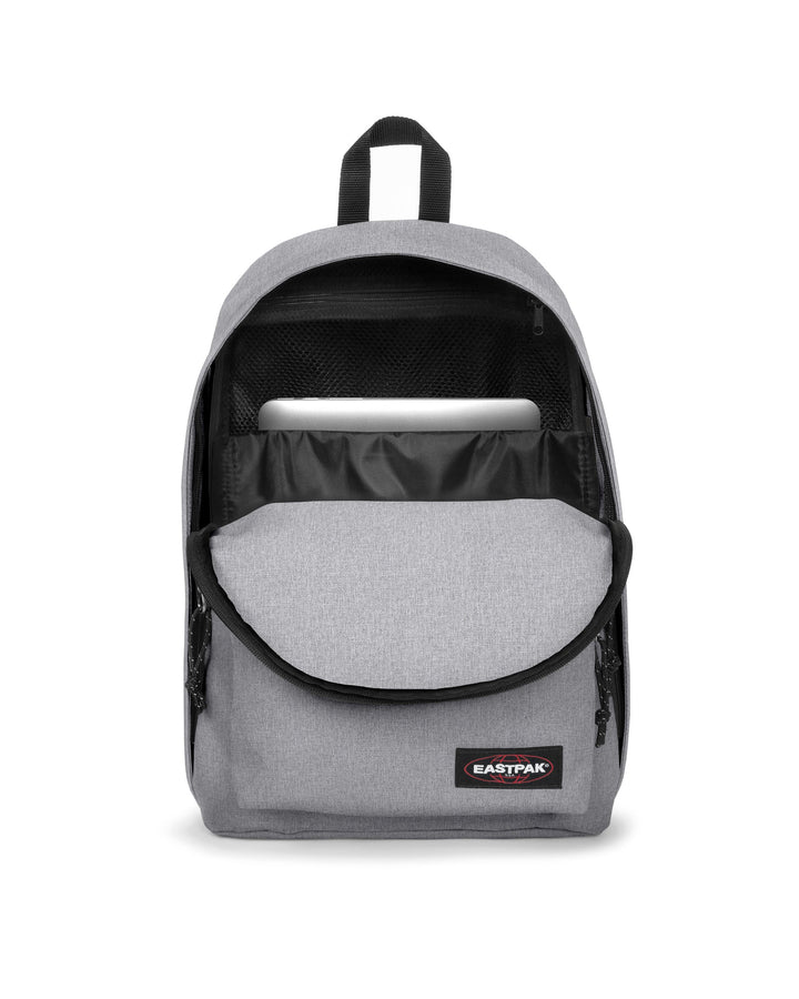 Eastpak Ryggsäck Out Of Office Söndagsgrå