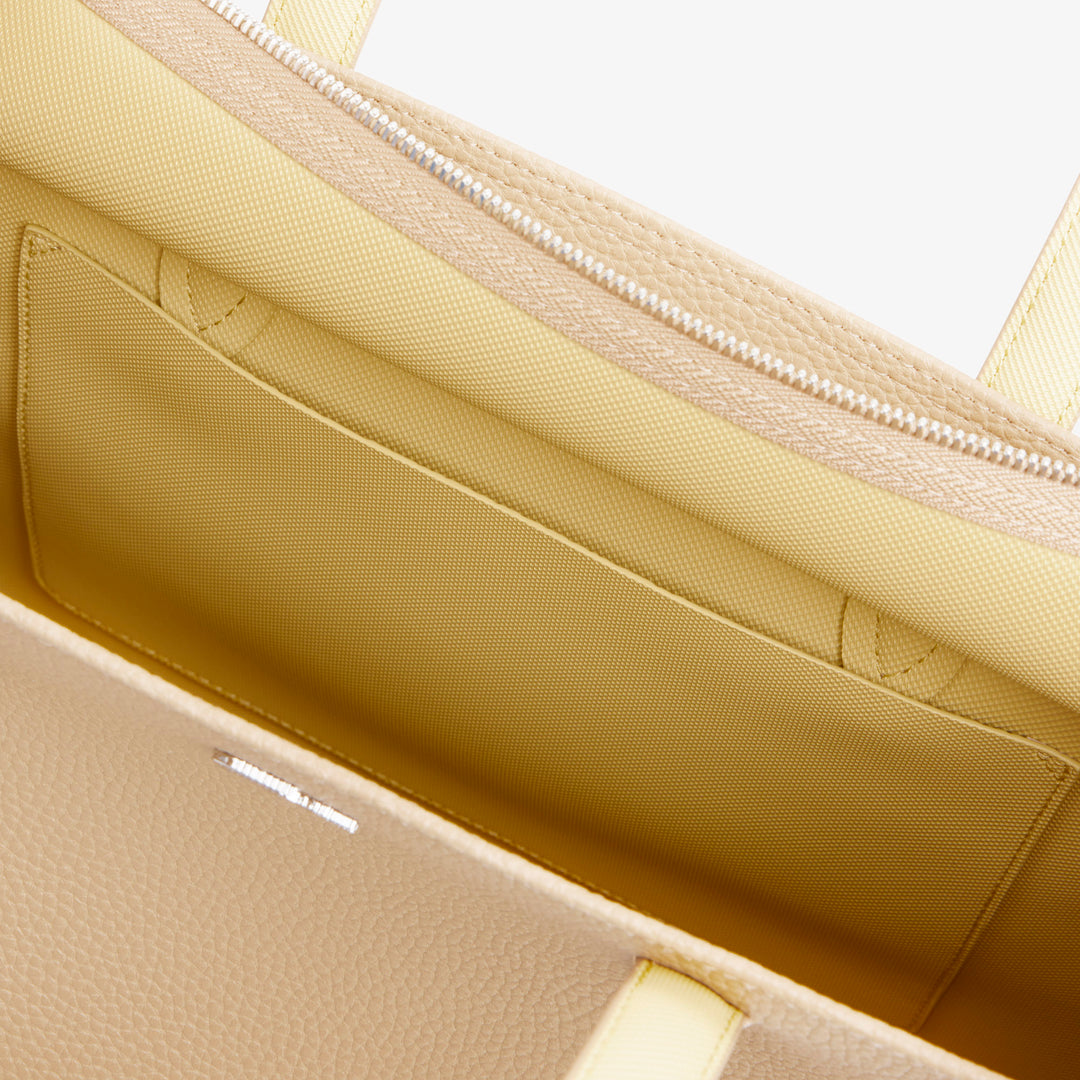 Lacoste Anna Viennois Soja Zip Tote Bag