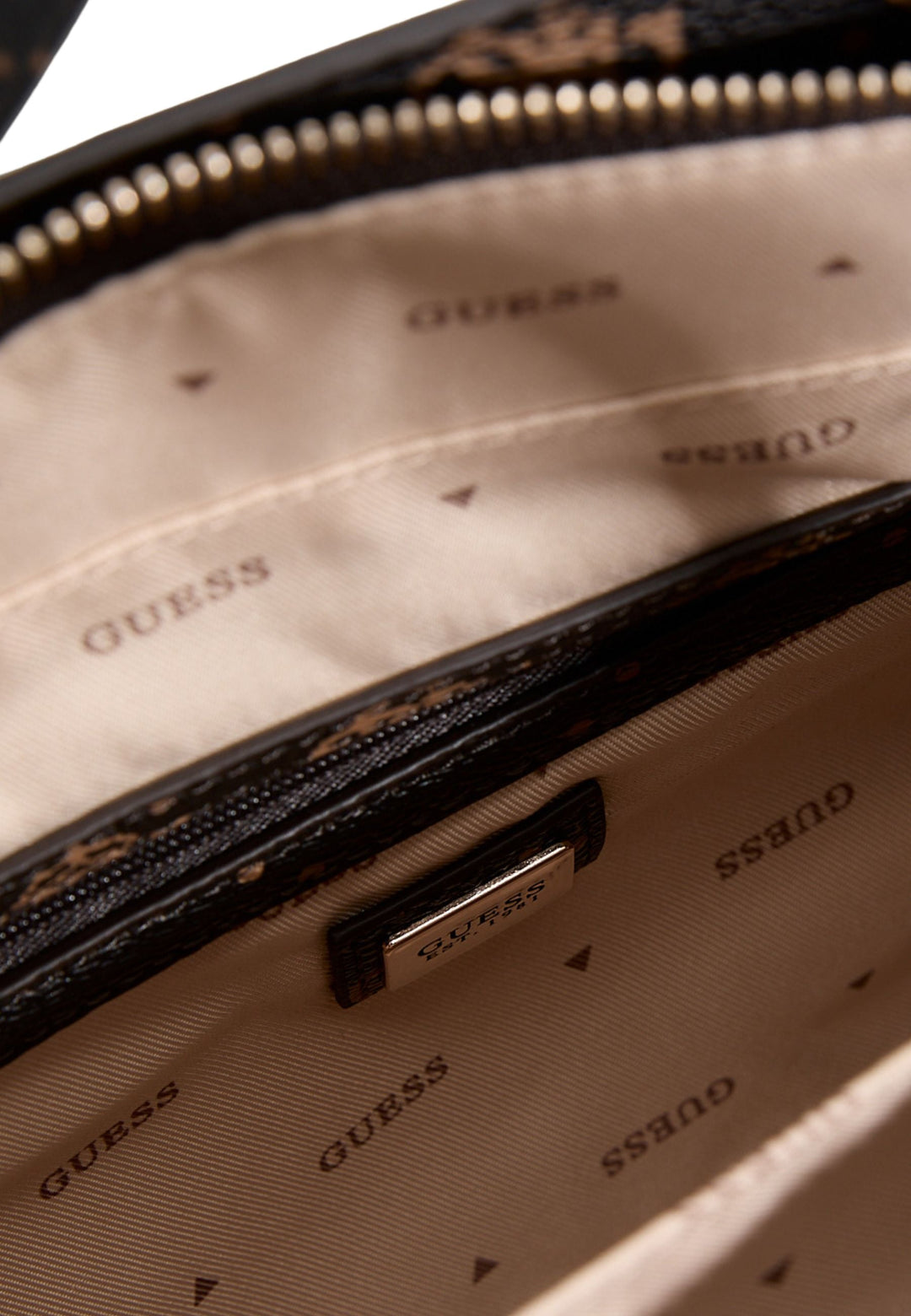 Guess Sac Bandoulière Silia Girlfriend Sat Espresso Logo -- vue 10 sur 10