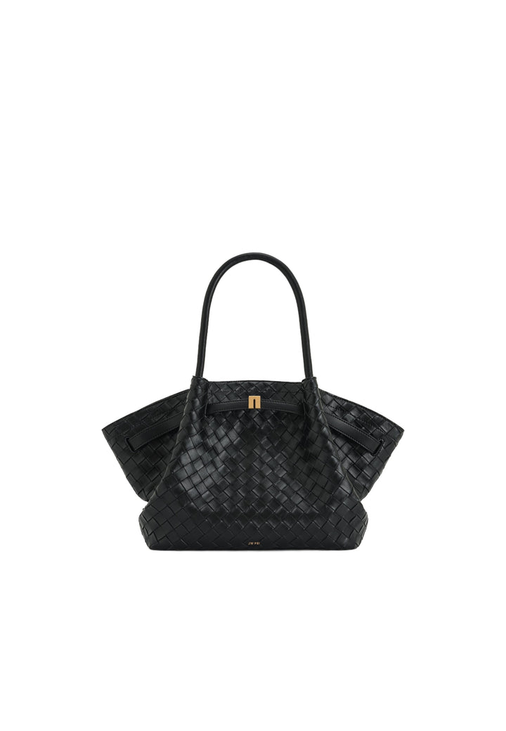 Cabas JW PEI Hana noir en simili cuir tressé, porté main, avec fermoir doré.