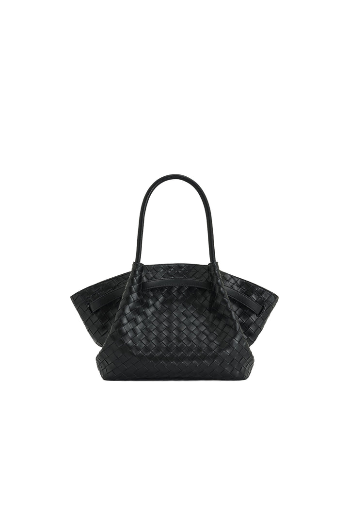 Cabas JW PEI Hana noir en simili cuir tressé, porté main ou épaule, avec fermeture magnétique.