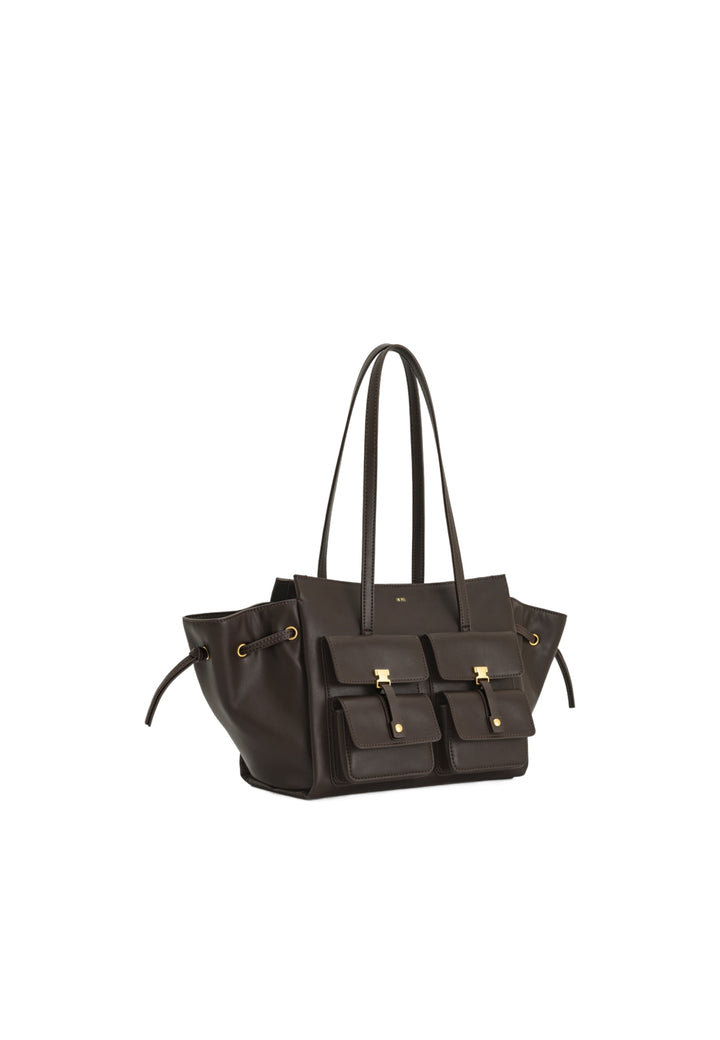 Cabas / Shopping JW PEI Linda Dark Brown en simili cuir, vue de côté, avec poches plaquées et fermetures à clips dorés.