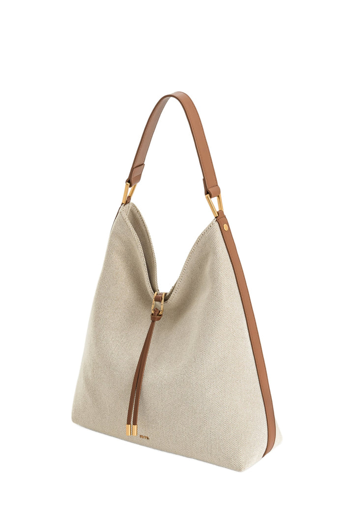 Sac bandoulière JW PEI Aria en toile marron, porté à l'épaule, avec détails en cuir marron et fermeture à boucle.
