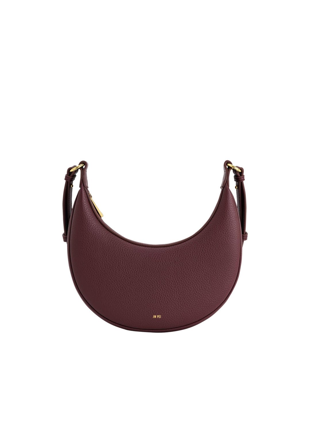 Sac bandoulière JW PEI Carly Deep Claret en simili cuir grainé, porté épaule, vue 3/4