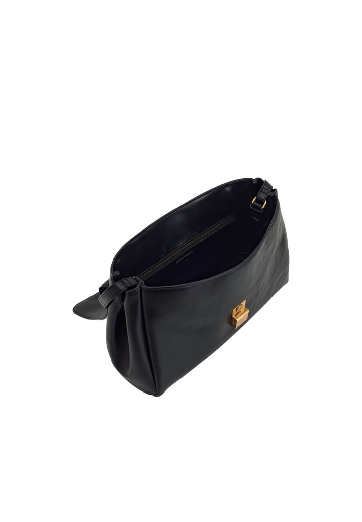 Sac bandoulière JW PEI Hilary noir, vu de l'intérieur ouvert, avec fermeture à boucle dorée.