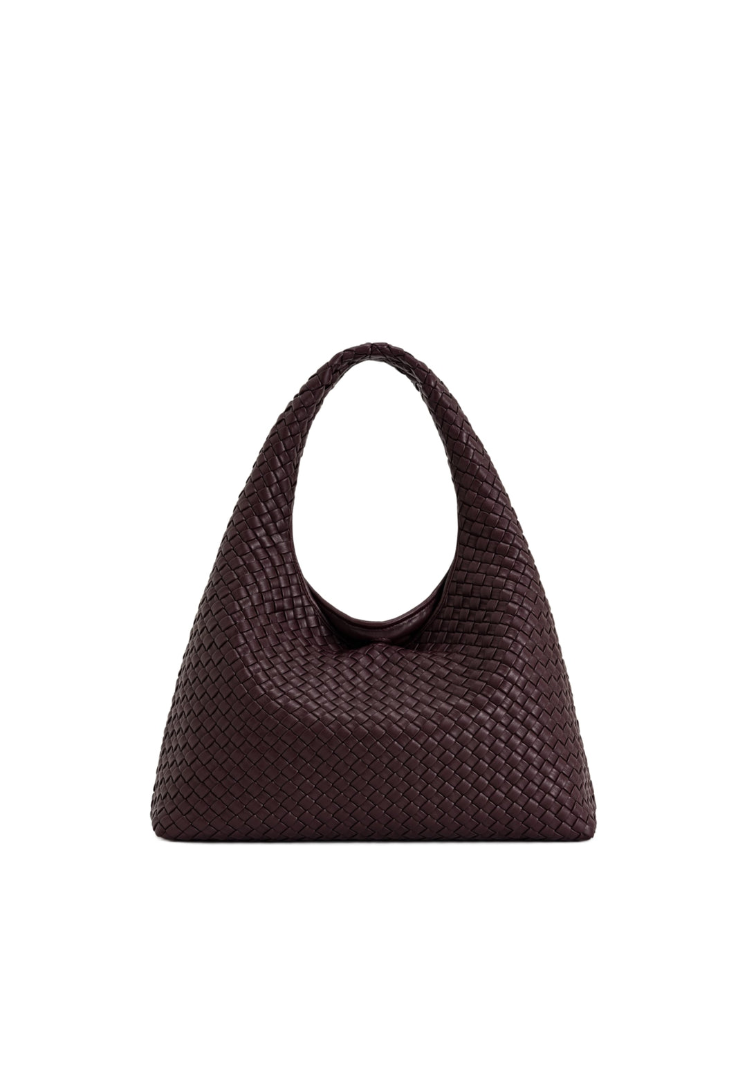 Sac bandoulière JW PEI Laura Deep Burgundy, en simili cuir tressé, porté à l'épaule.