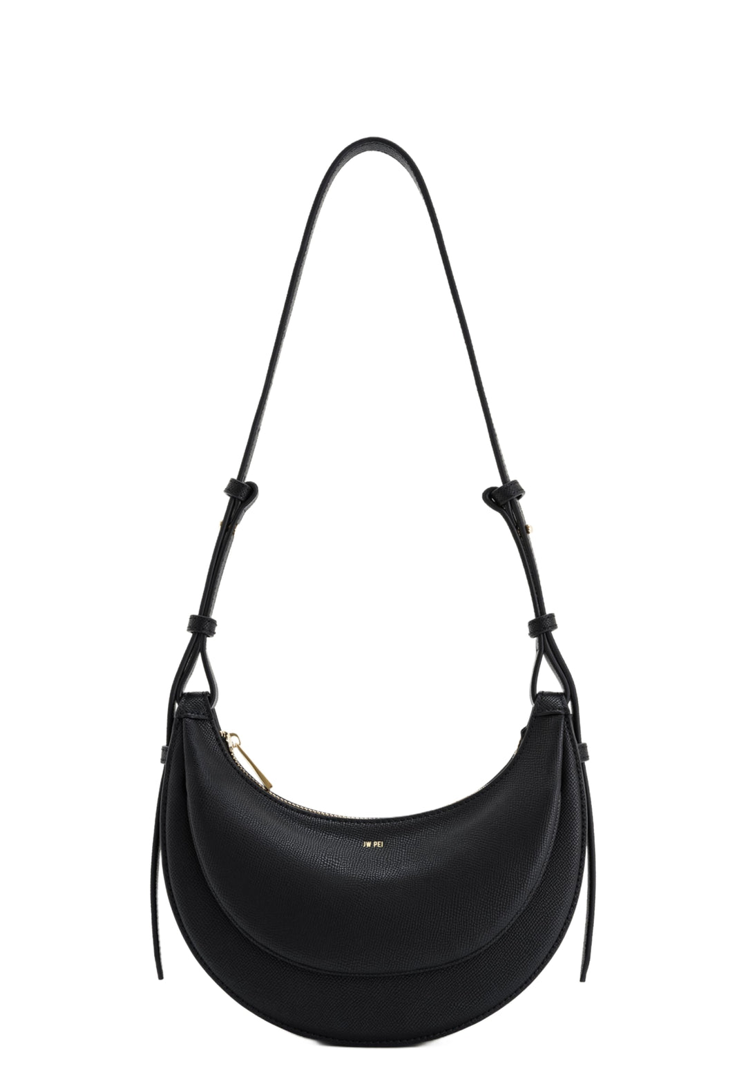 Sac bandoulière JW PEI Sharon noir en simili cuir texturé, porté à l'épaule, vue de face