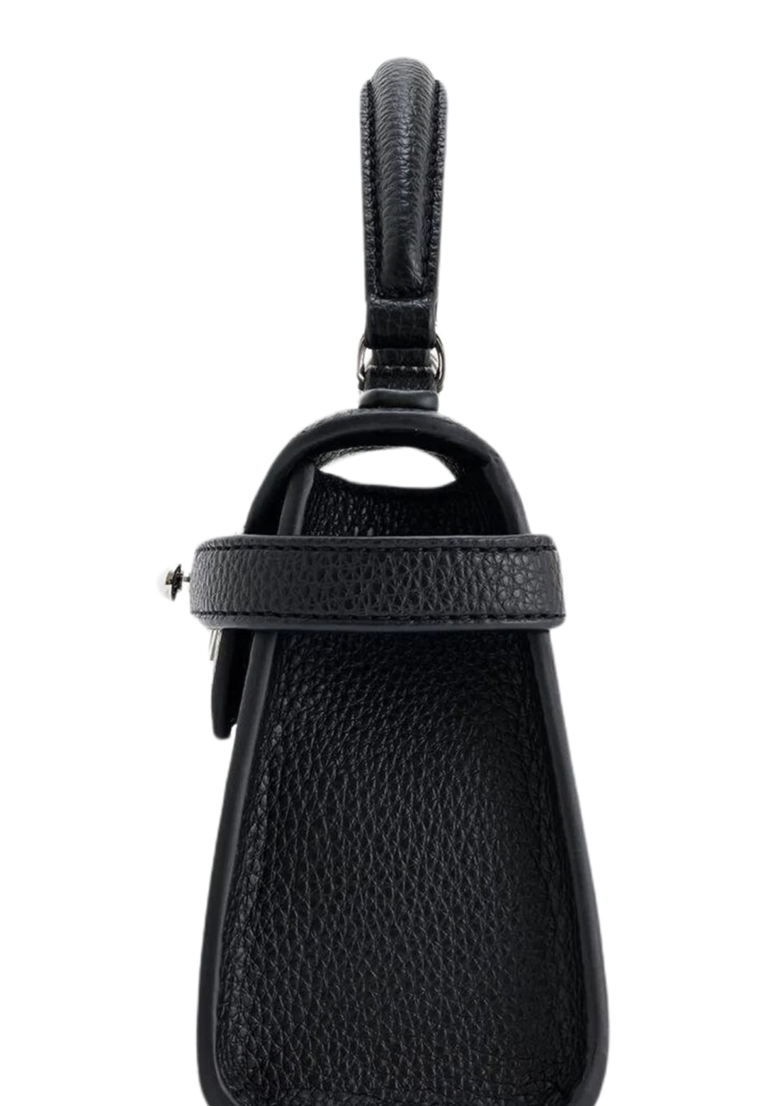 Gros plan sur la poignée et la fermeture d'un sac à main JW PEI Elise noir en simili cuir texturé.