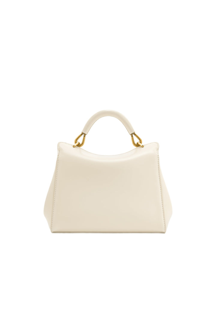Sac à main JW PEI Lucia blanc porté main, vue 3/4, avec fermeture boucle dorée