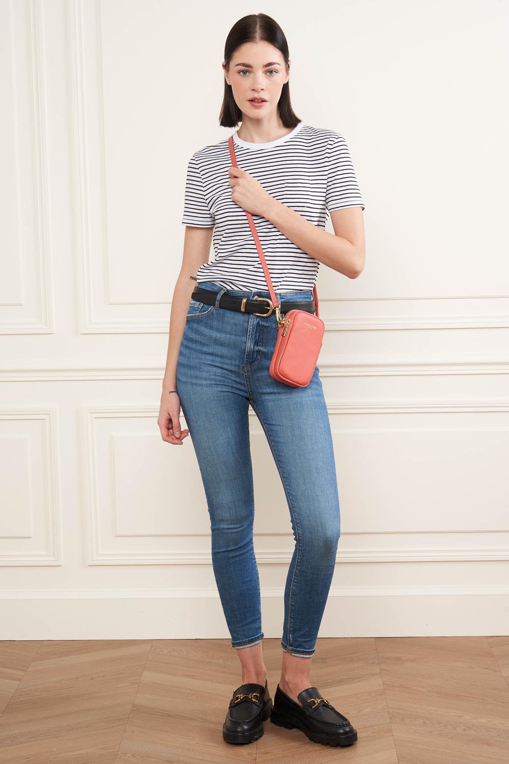 Lancaster Pochette smartphone Zippé Dune camel – porté