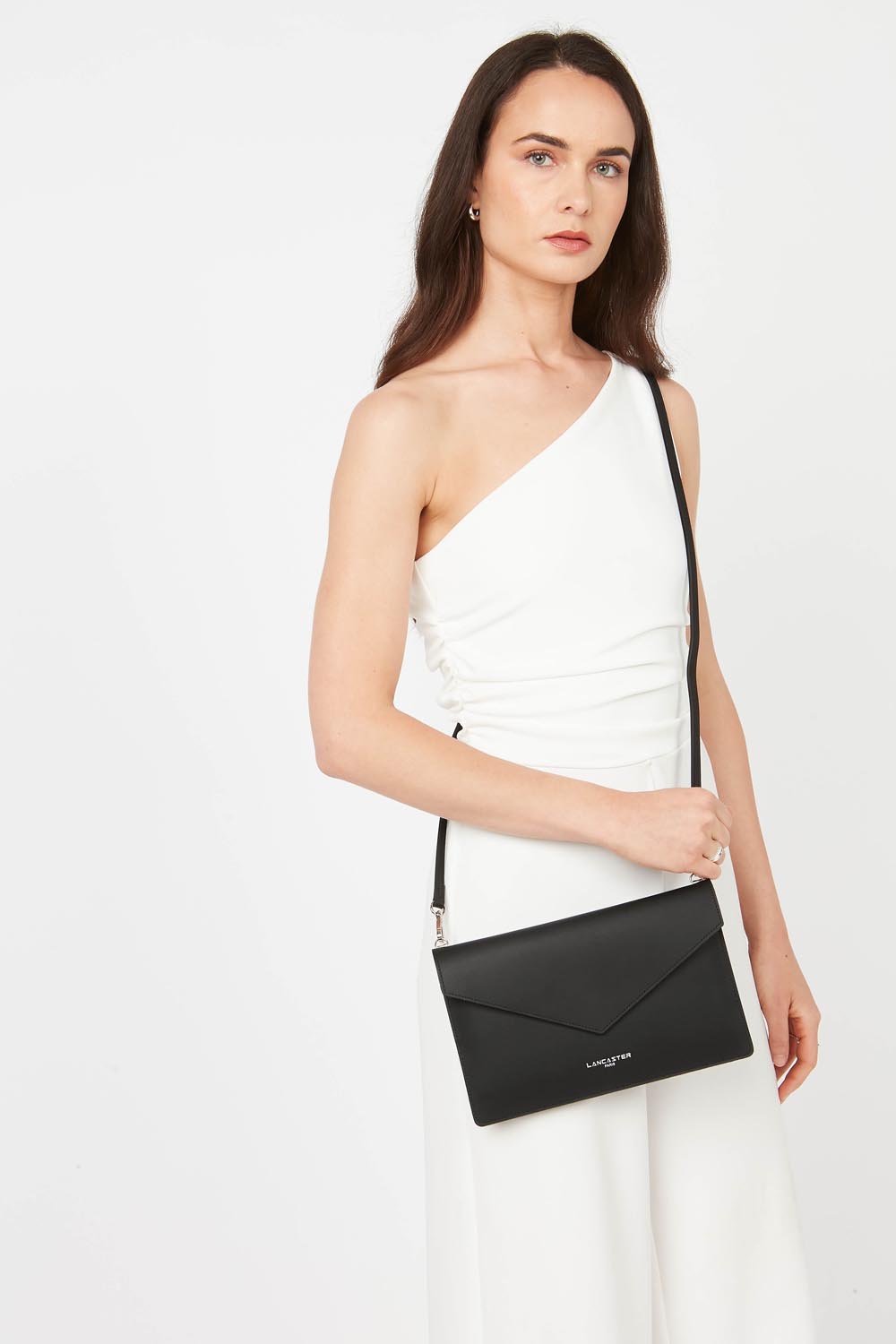 Lancaster Pochette Element City Rouge/Champagne – porté