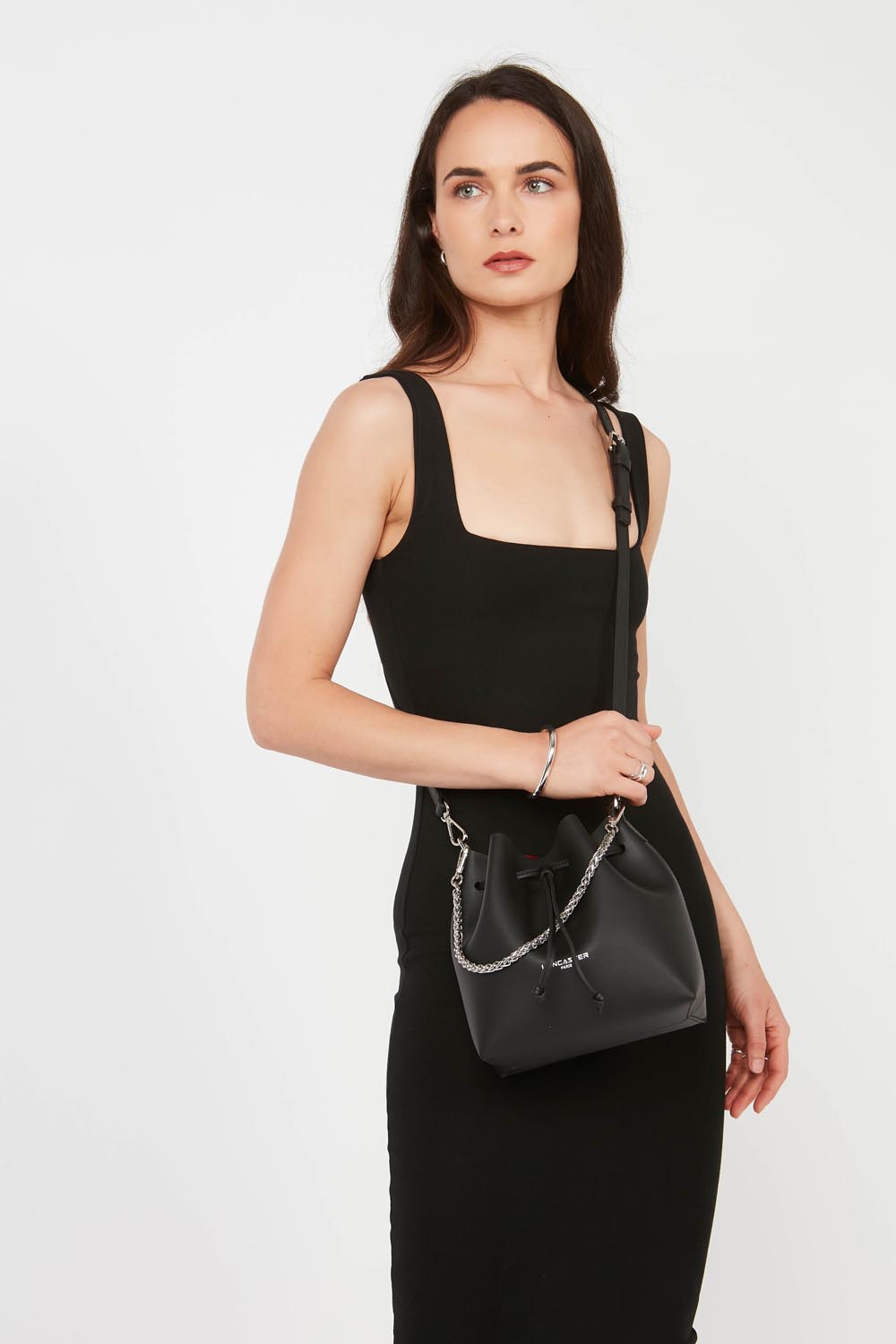 Lancaster Element City Bucket Bag Red/Champagne – worn