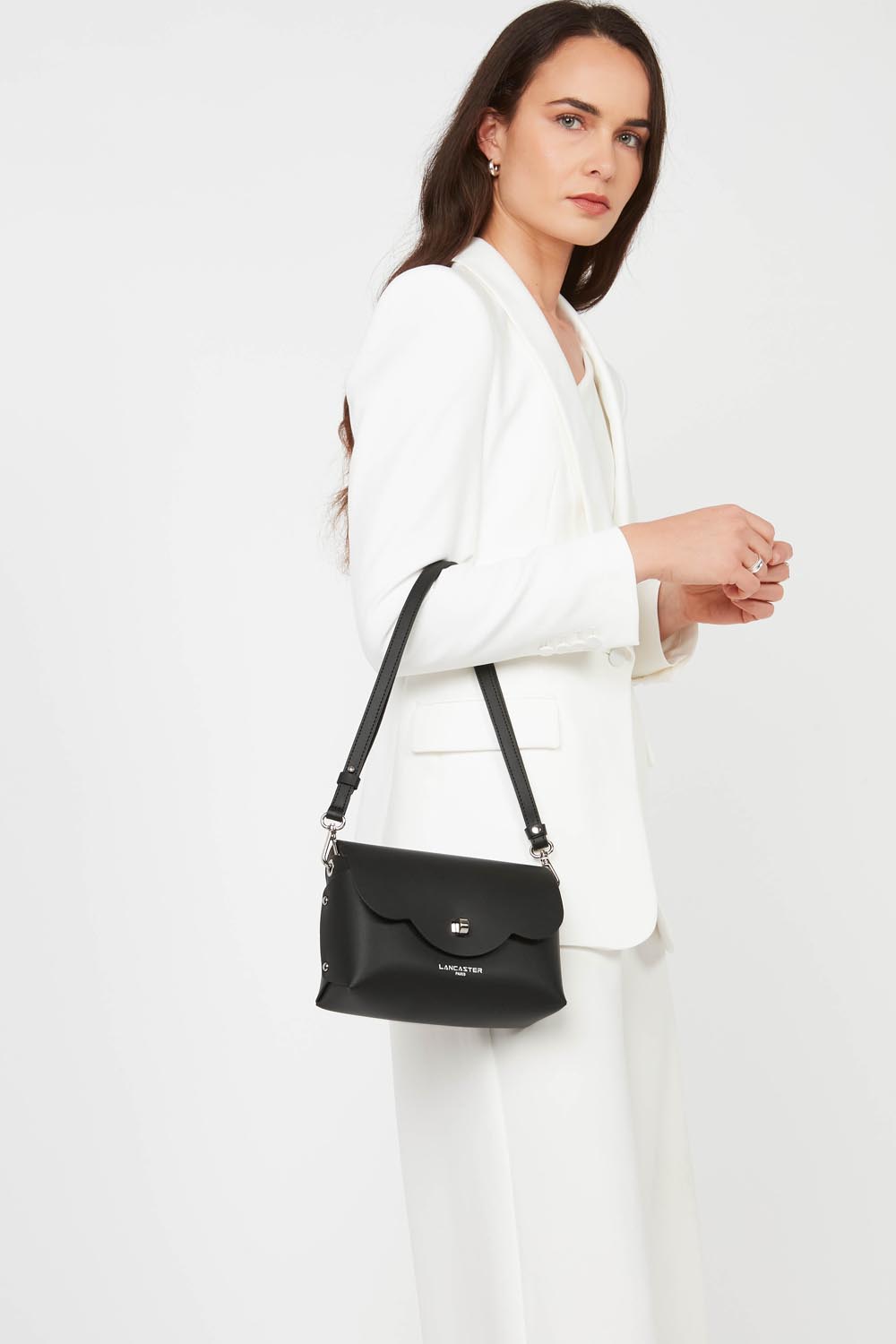 Lancaster Sac rabat PUR & ELEMENT CITY FLORE Noir/Champagne – porté