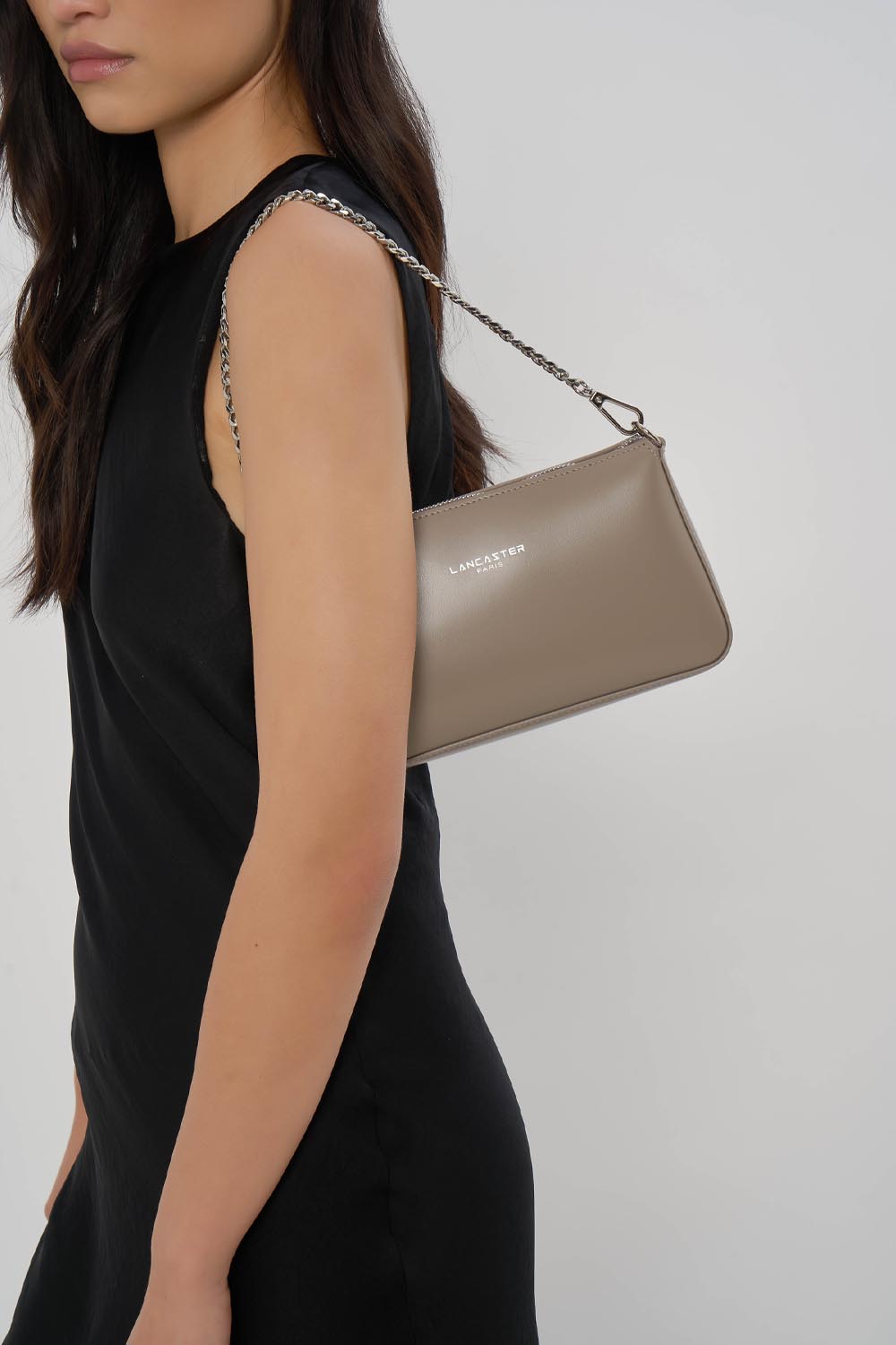 Lancaster Suave Even Leather Bag Camel – gedroen