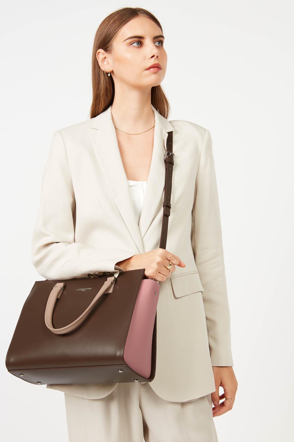 Lancaster Sac cabas main Zippée L Smooth Noir – porté