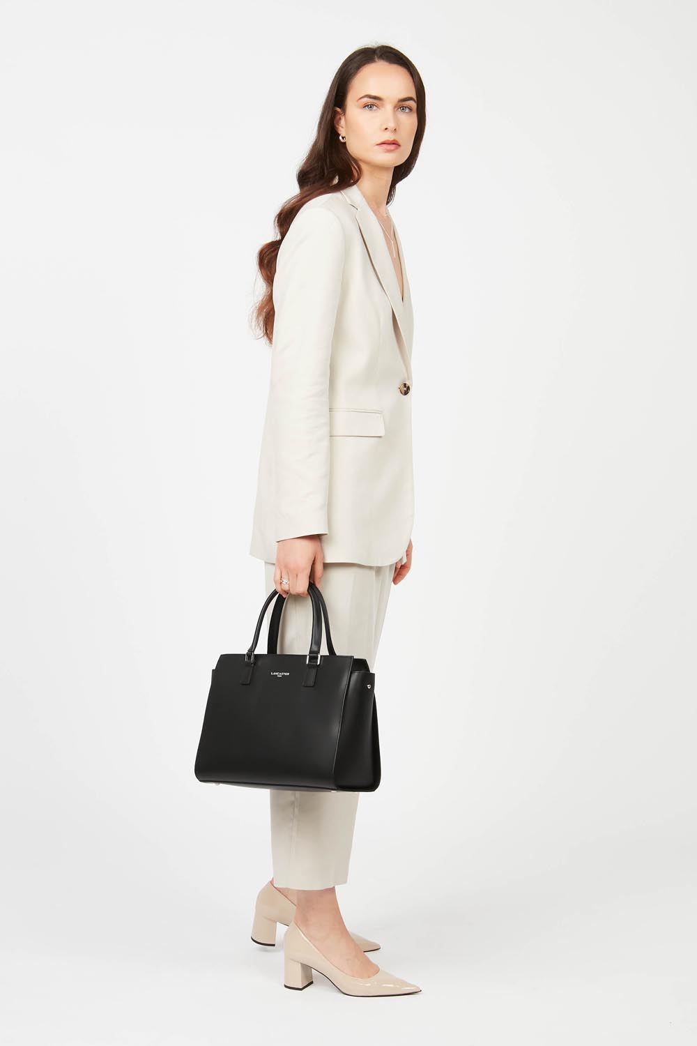 Lancaster Sac cabas main Zippée L Smooth Noir – porté