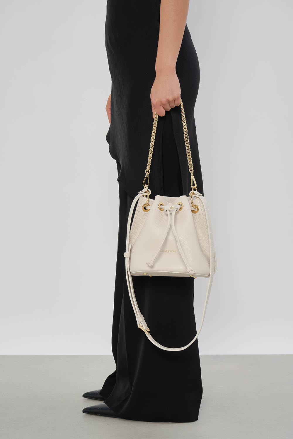 Lancaster Alba Double Bucket Bag Taupe/Gold – worn