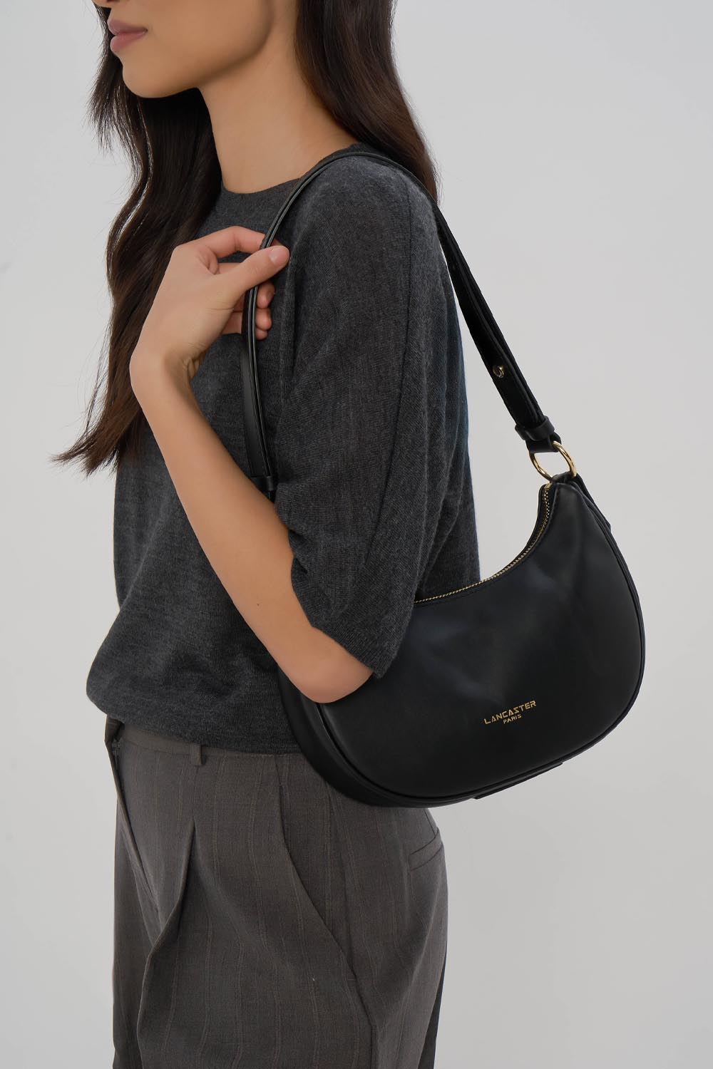 Lancaster Zippered Crossbody Bag S Donna Aria Black – worn