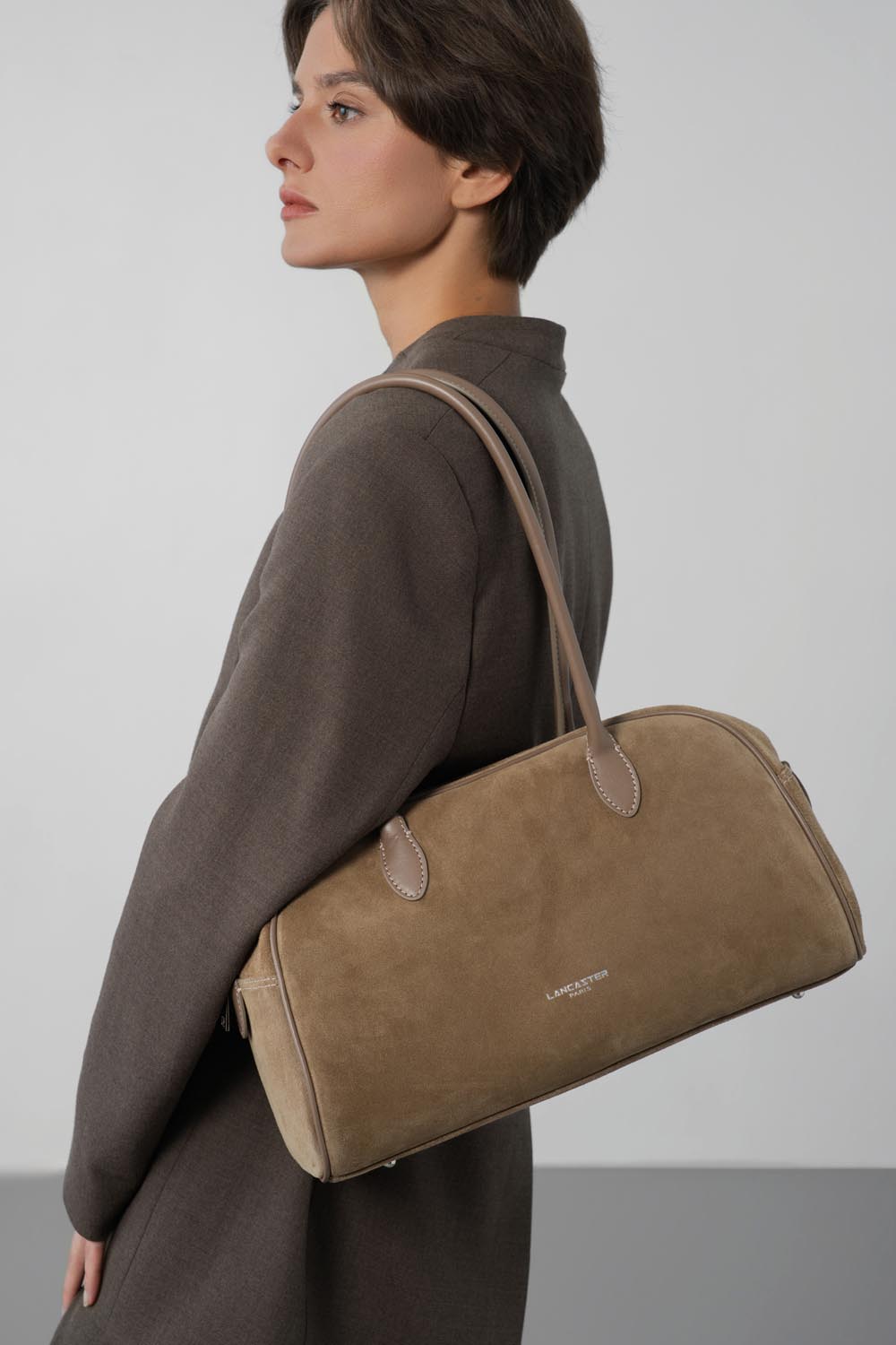 Lancaster Shopper Schultertasche Mit Reißverschluss Leder Camel – getragen