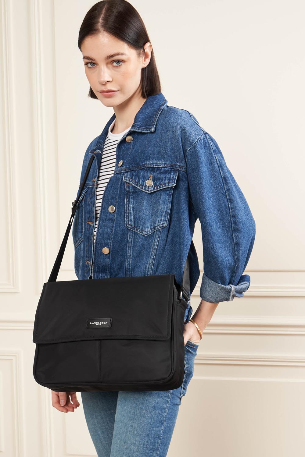 Lancaster Satchel Basic Vita L Dark Blue – worn