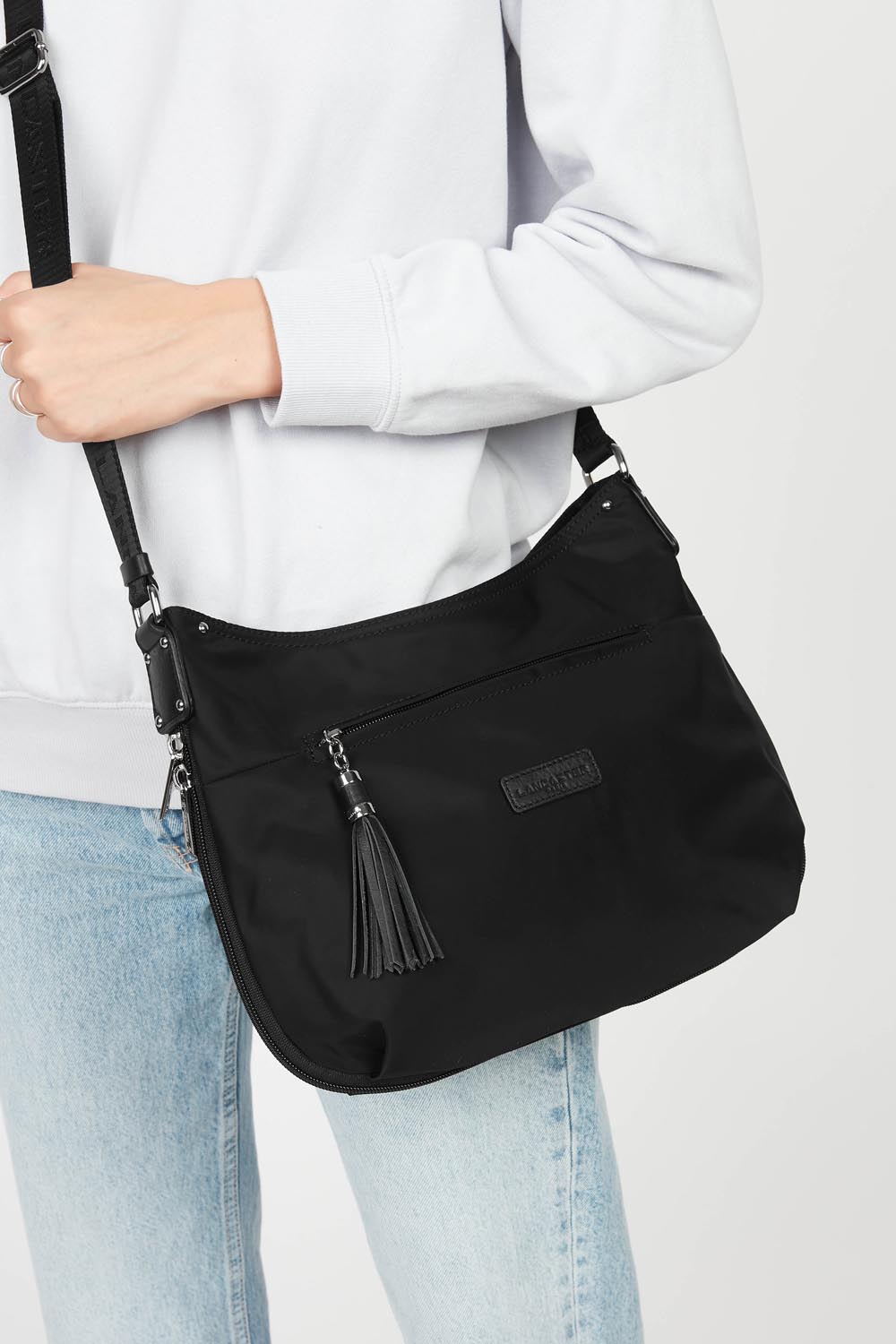 Lancaster Sac besace basic Pompon – porté