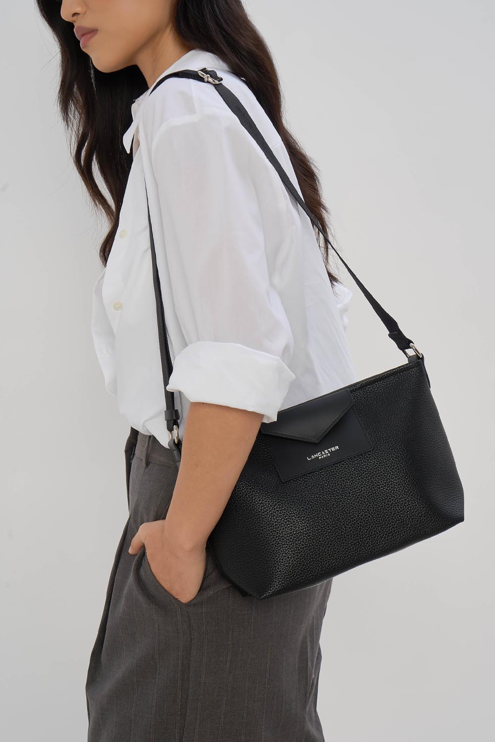 Lancaster Zippered Trotteur Bag M Maya Double KBA Brown – worn