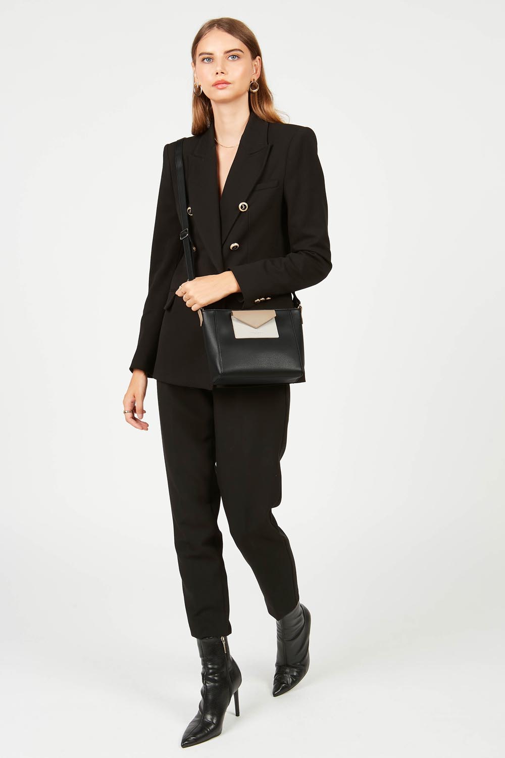 Lancaster Sac Trotteur Maya Mousse/Ivoire – porté