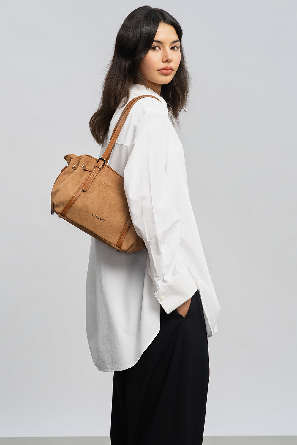 Lancaster Shoulder Zippered Tote Bag M Velvet Emma Brown – worn