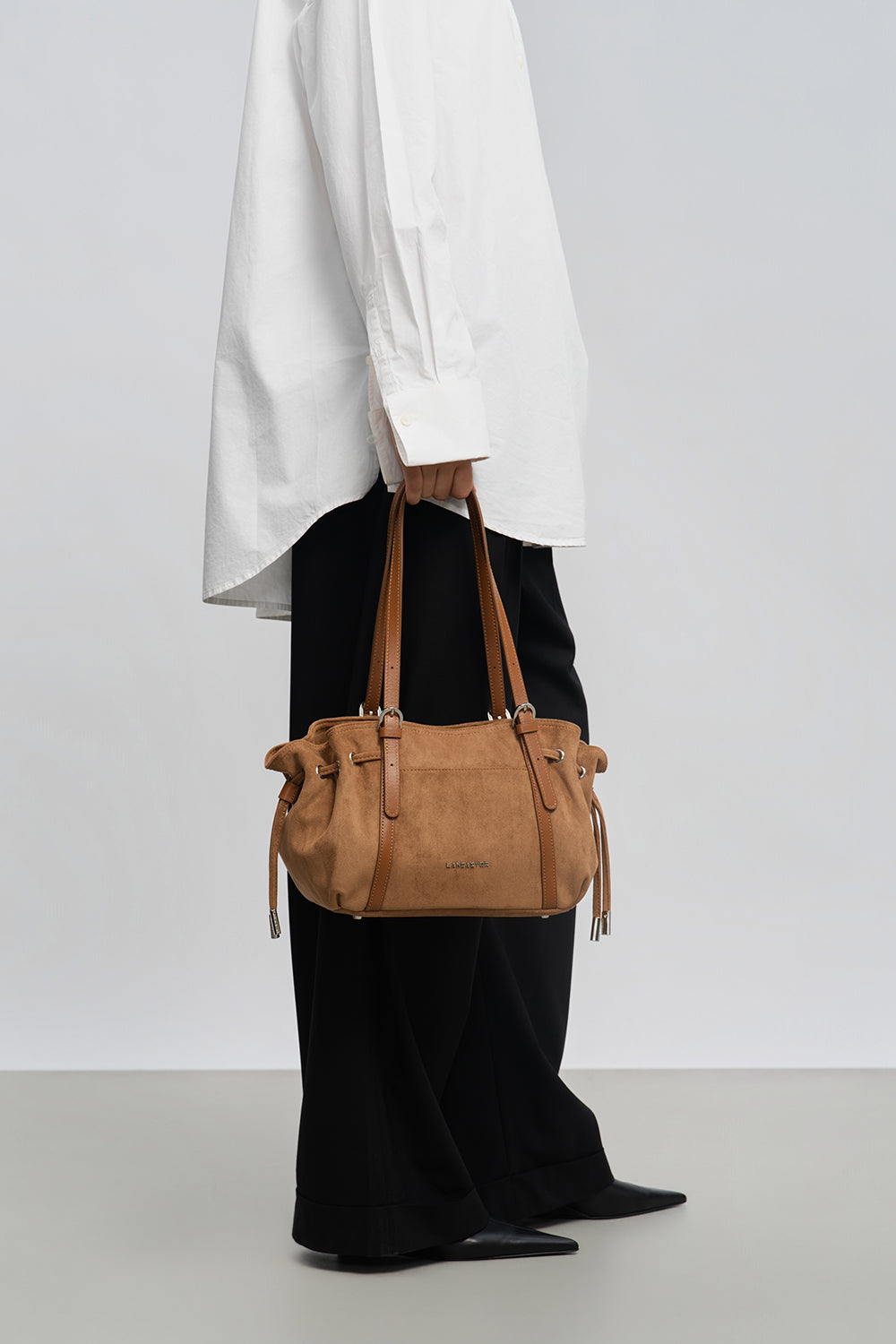 Lancaster Shoulder Zippered Tote Bag M Velvet Emma Brown – worn