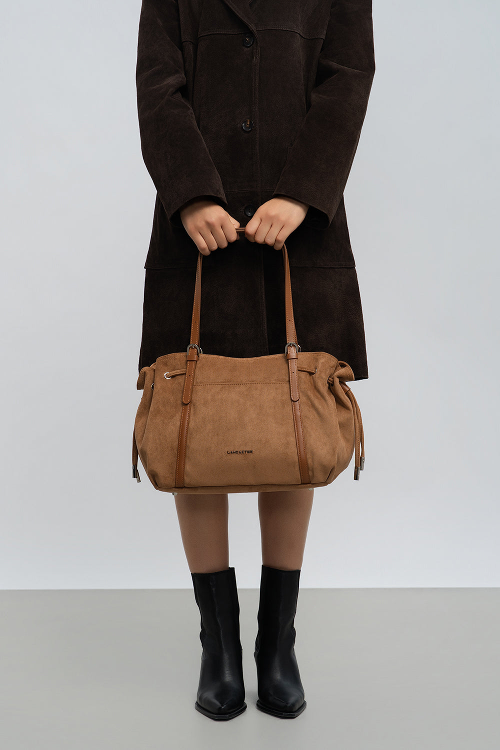 Lancaster Shoppingväska L Velvet Emma Svart – buren