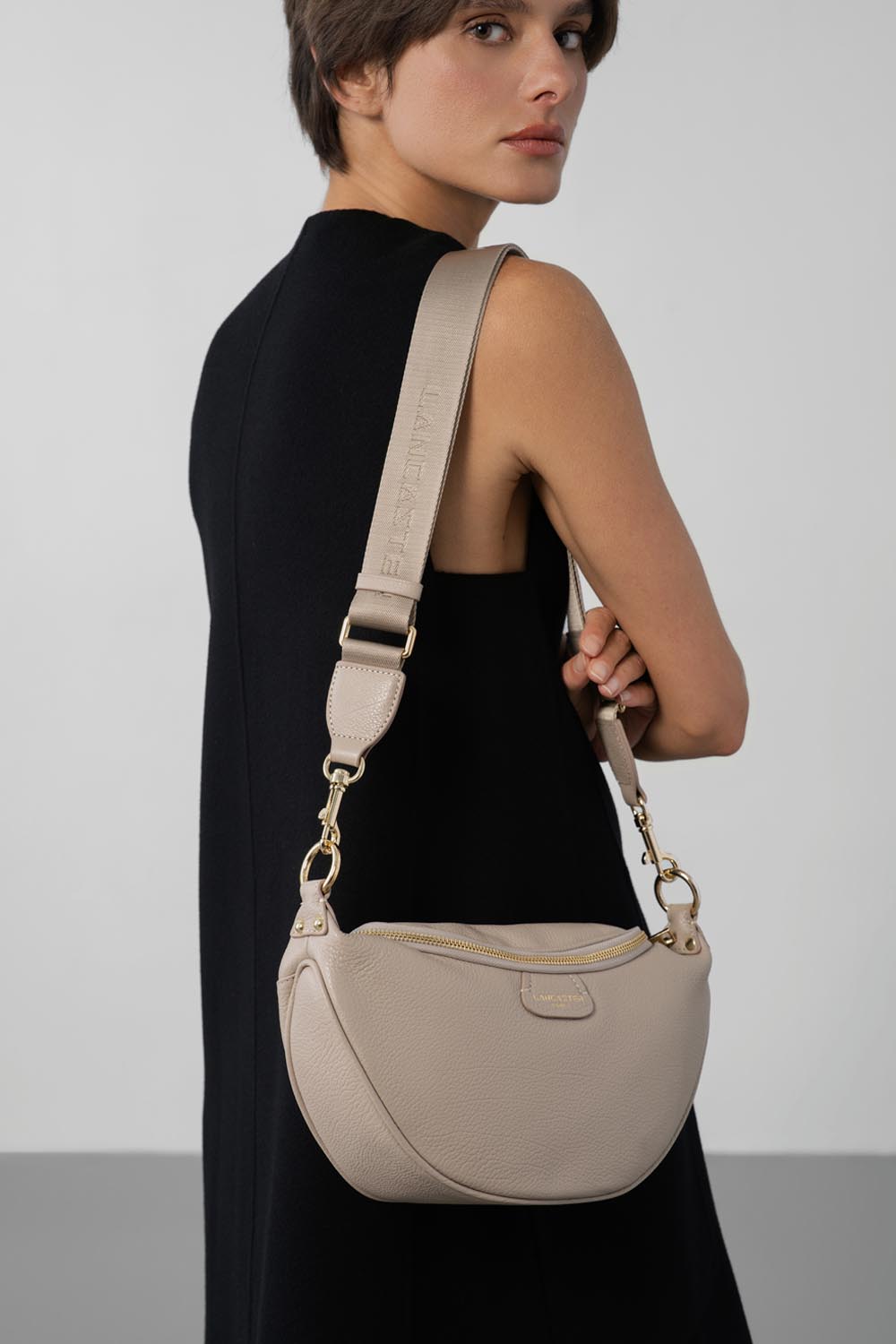 Lancaster Sac banane Zippé Dune Camel – gedroen