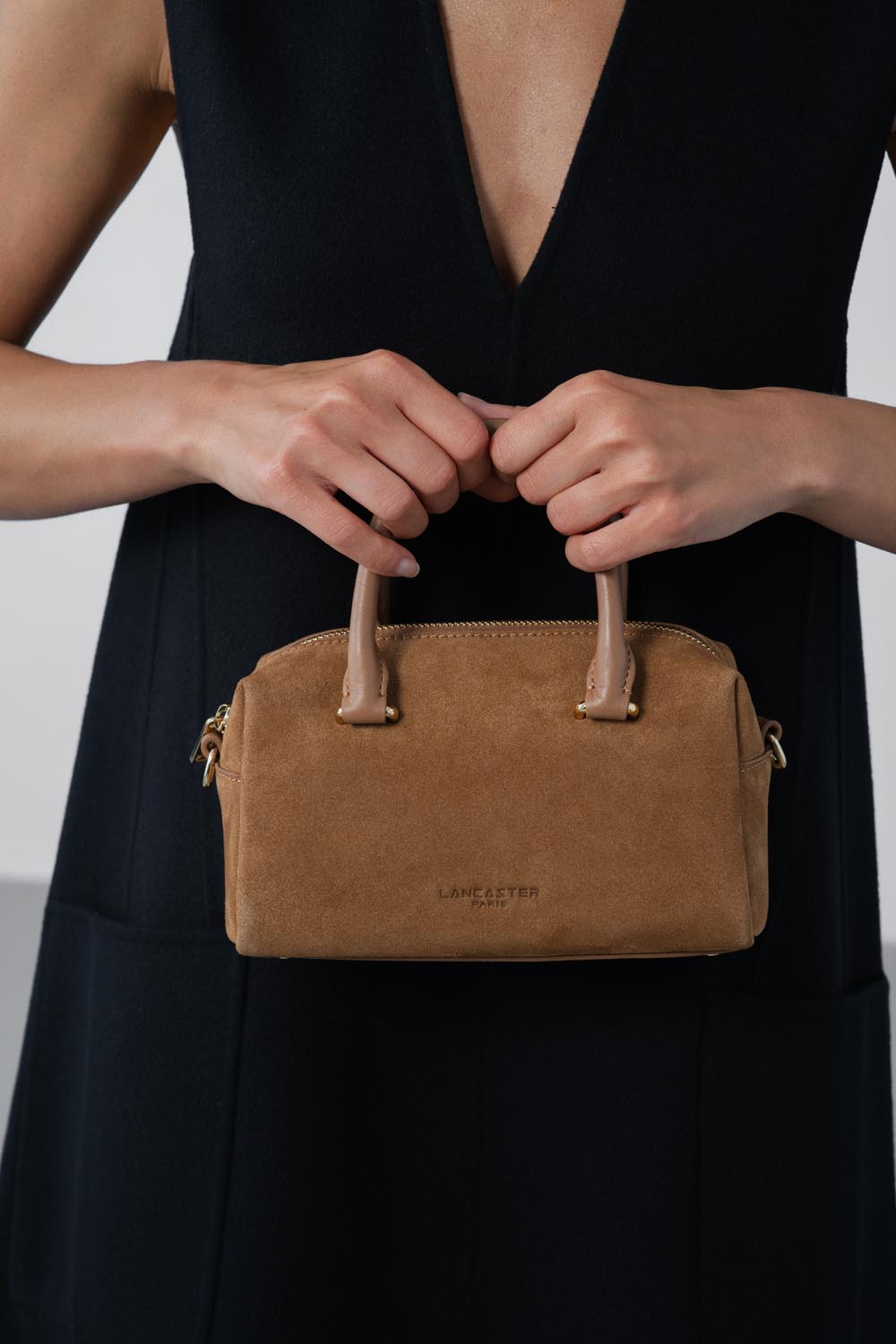 Lancaster Handbag Zippered Suède Cube Khaki – worn